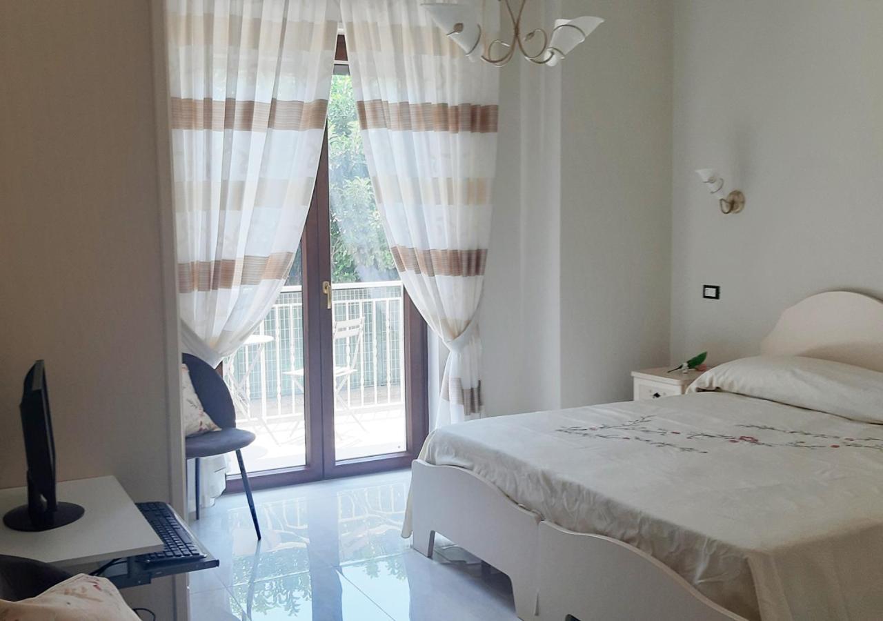 Domus In Fonte Bed & Breakfast Scafati Luaran gambar