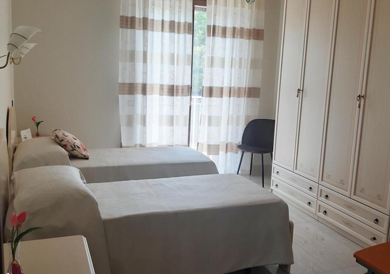 Domus In Fonte Bed & Breakfast Scafati Luaran gambar